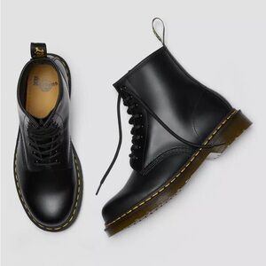 BRAND NEW without tags - Dr. Martens 1460 Smooth Leather Lace-Up Boots - Black